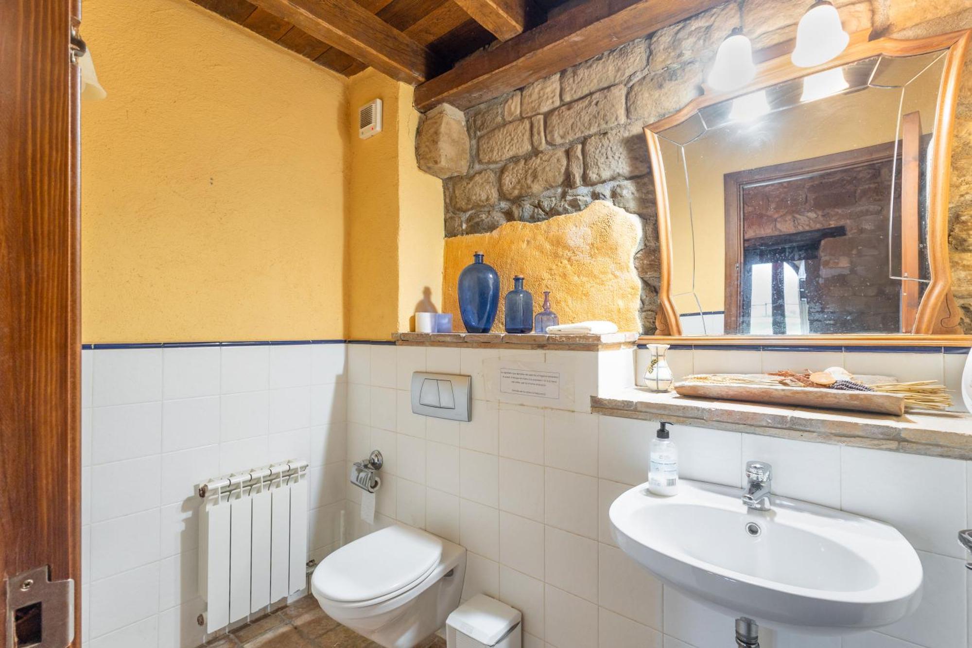 Mas Vinyoles Guest House Centellas Exterior photo